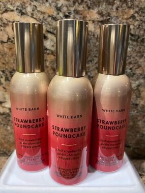 3) “STRAWBERRY POUNDCAKE” Concentrated Room Sprays ea 1.5 oz / 42.5 g, B&BW NWT